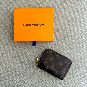 LV Wallet